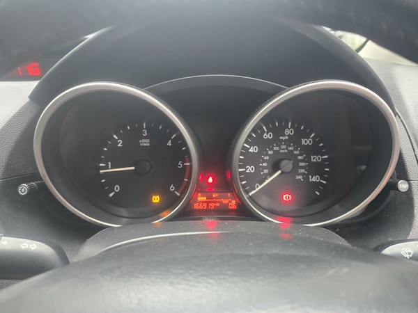 Used Mazda Mazda5 2015 for sale - 76302962: Photo 10