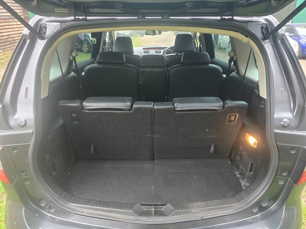 Used Mazda Mazda5 2015 for sale - 76302962: Photo 9