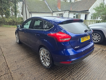 Used Ford Focus 2017 for sale - 76767412: Photo