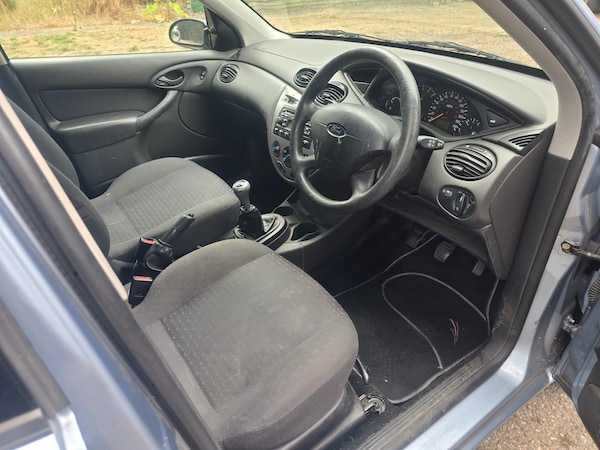 Used Ford Focus 2005 for sale - 75252637: Photo 7