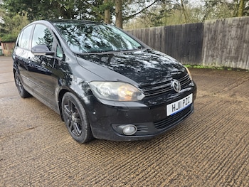 2011 (11) - 1.6 TDI 105 BlueMotion Tech SE 5dr DSG