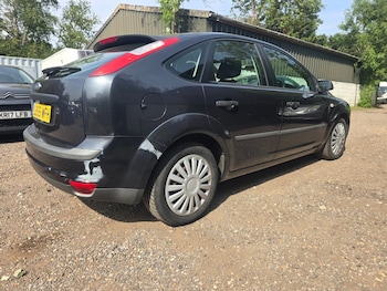 Used Ford Focus 2005 for sale - 75504476: Photo