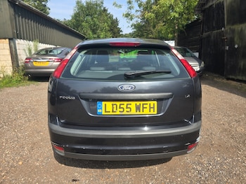 Used Ford Focus 2005 for sale - 75504476: Photo