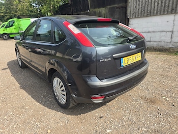 Used Ford Focus 2005 for sale - 75504476: Photo