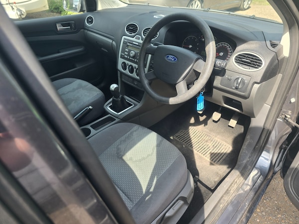 Used Ford Focus 2005 for sale - 75504476: Photo 7