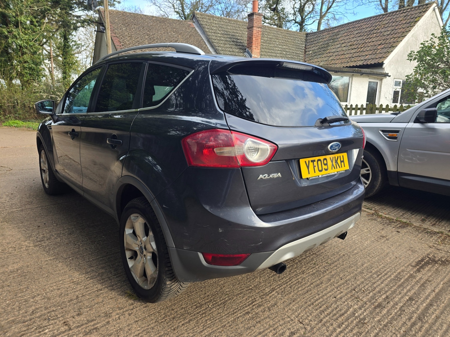 Used Ford Kuga 2009 for sale - 78018096: Photo 4