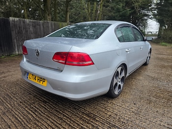 Used Volkswagen Passat 2014 for sale - 77423601: Photo