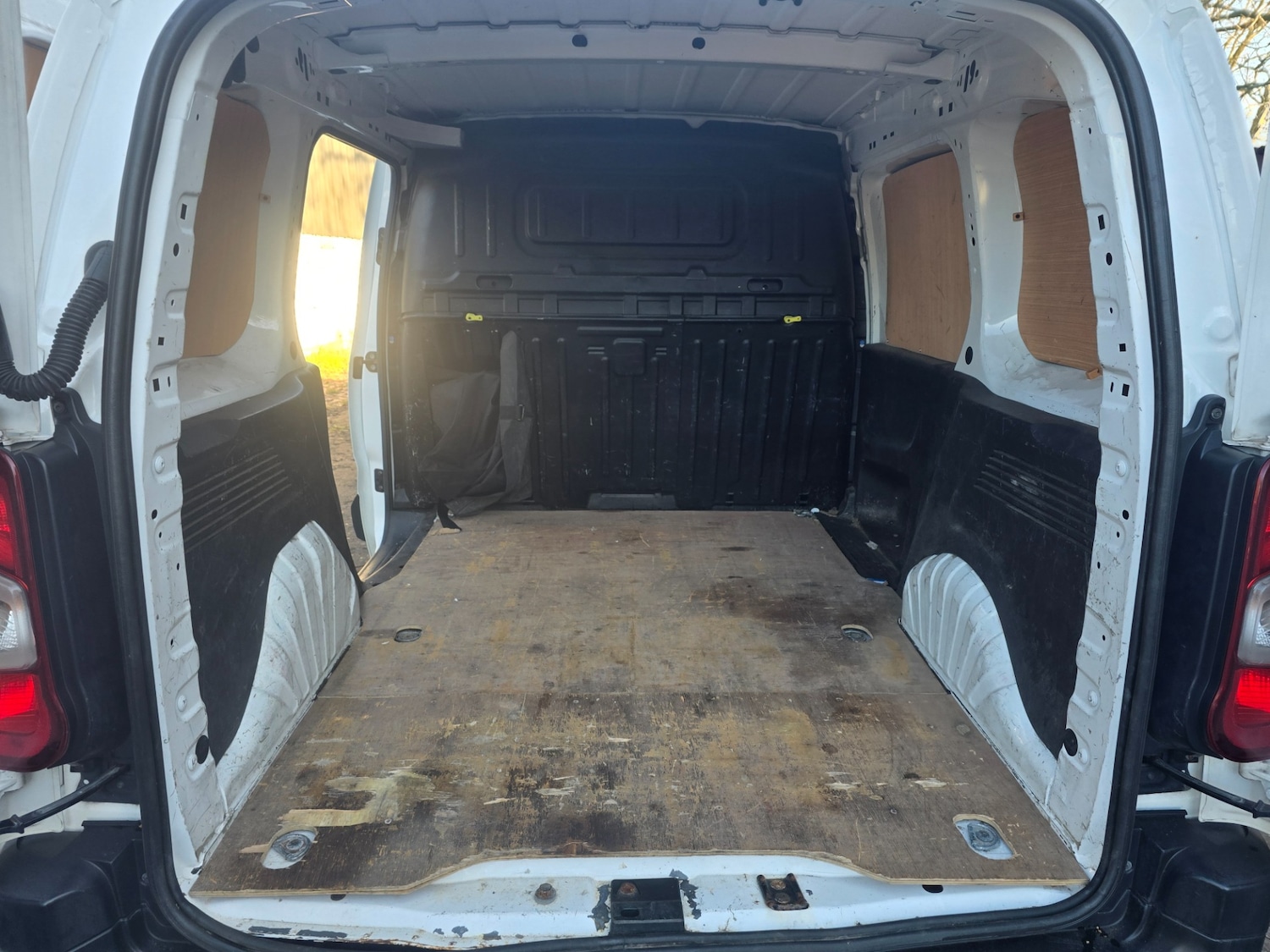 Used Peugeot Partner 2019 for sale - 77077884: Photo 8