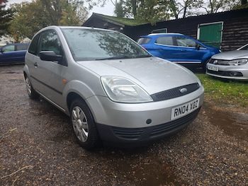 Used Ford Fiesta 2004 for sale - 76407766: Photo