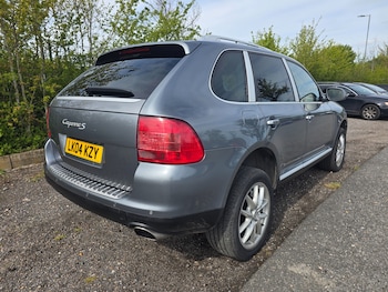 Used Porsche Cayenne 2004 for sale - 78242656: Photo