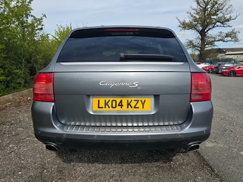 Used Porsche Cayenne 2004 for sale - 78242656: Photo