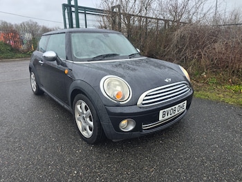 MINI Hatch feature image