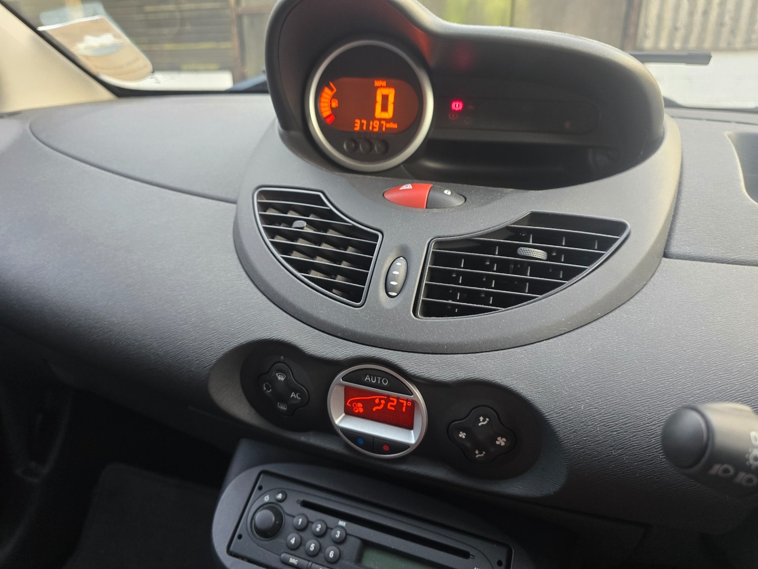 Used Renault Twingo 2009 for sale - 76494140: Photo 8