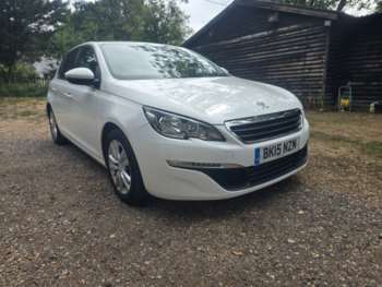 2015 (15) - 1.2 PureTech 110 Active 5dr