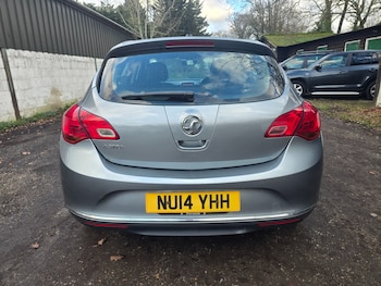 Used Vauxhall Astra 2014 for sale - 77053789: Photo