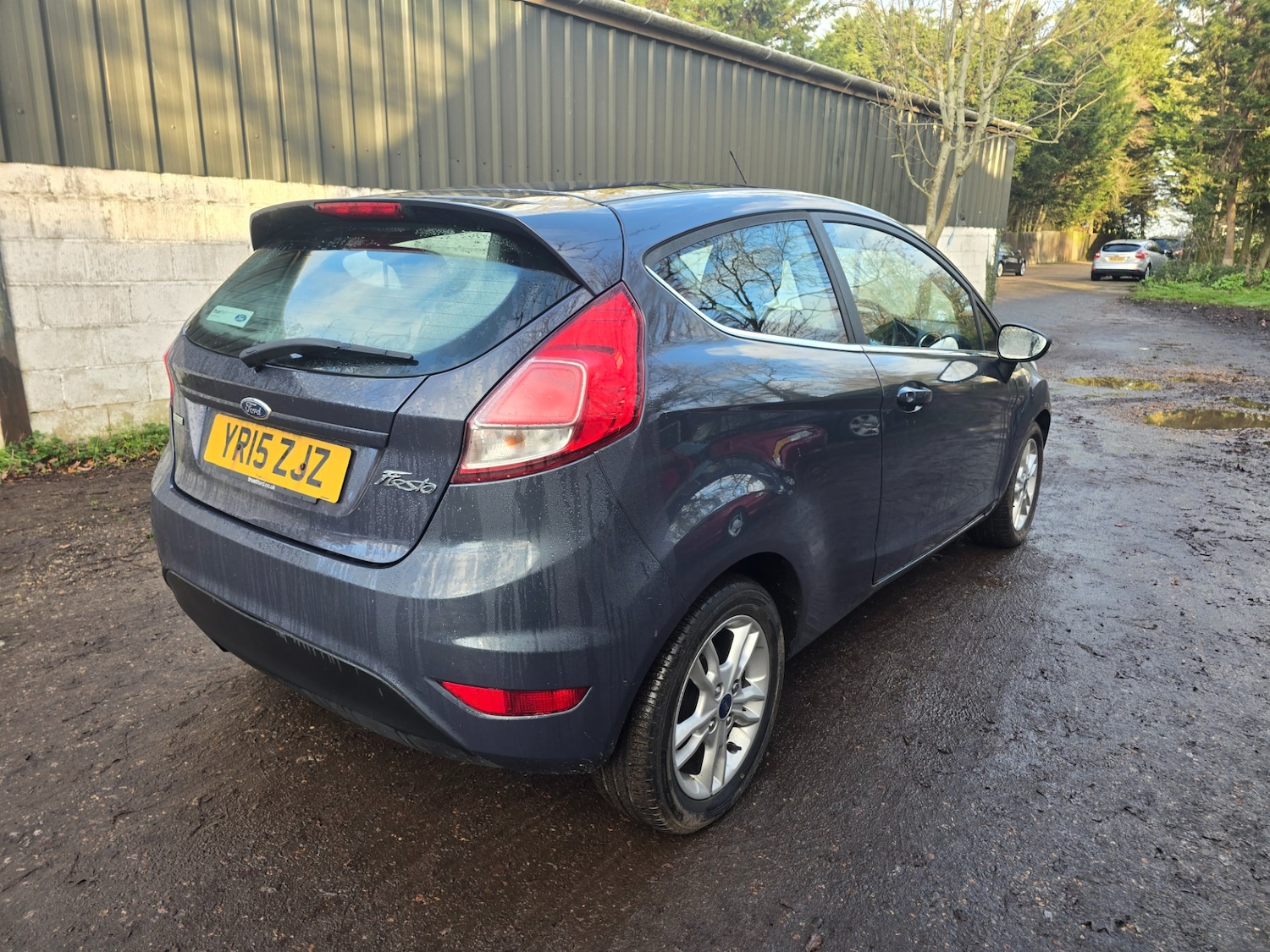 Used Ford Fiesta 2015 for sale - 77001608: Photo 2