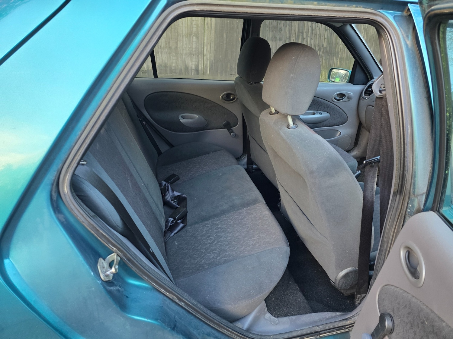 Used Ford Fiesta 2000 for sale - 77628921: Photo 11