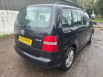 Used Volkswagen Touran 2004 for sale - 77272623: Photo