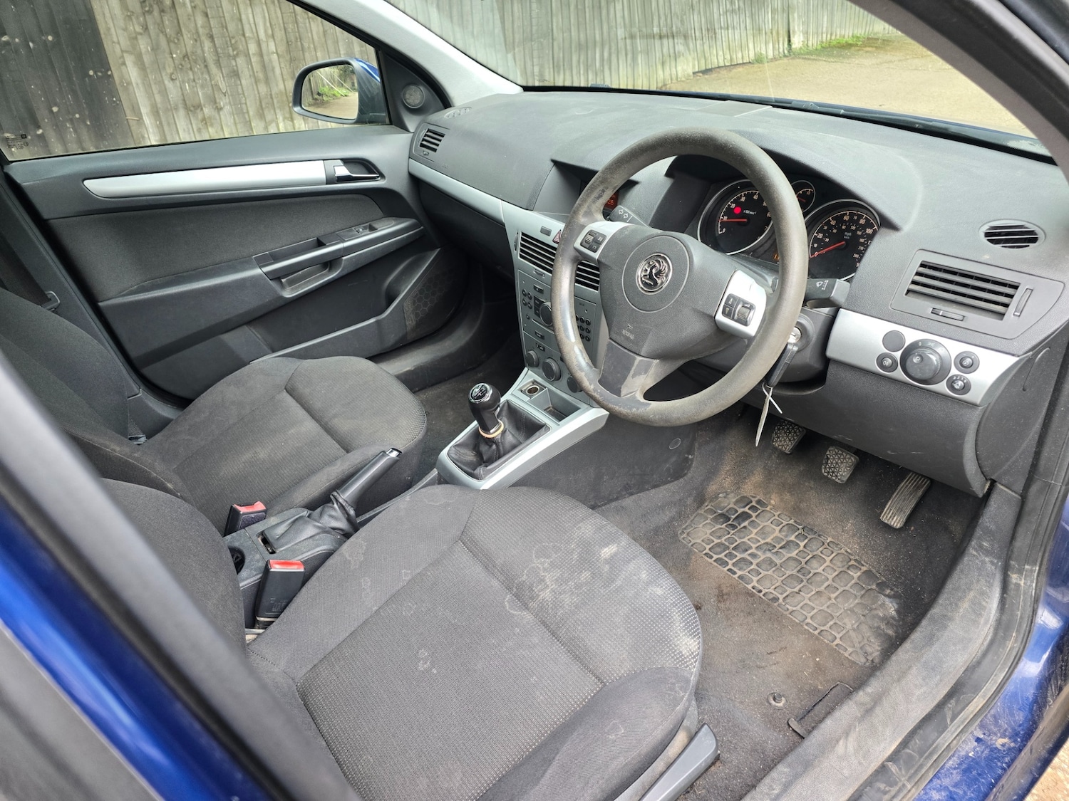 Used Vauxhall Astra 2010 for sale - 77818203: Photo 7
