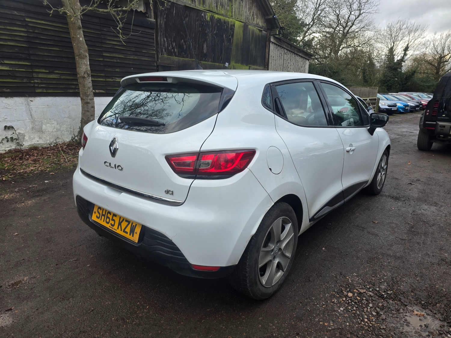 Used Renault Clio 2015 for sale - 77261233: Photo 2