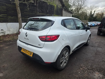 Used Renault Clio 2015 for sale - 77261233: Photo