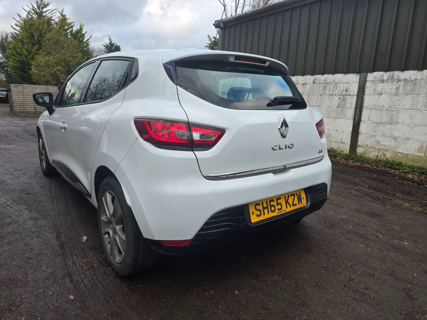 Used Renault Clio 2015 for sale - 77261233: Photo 4