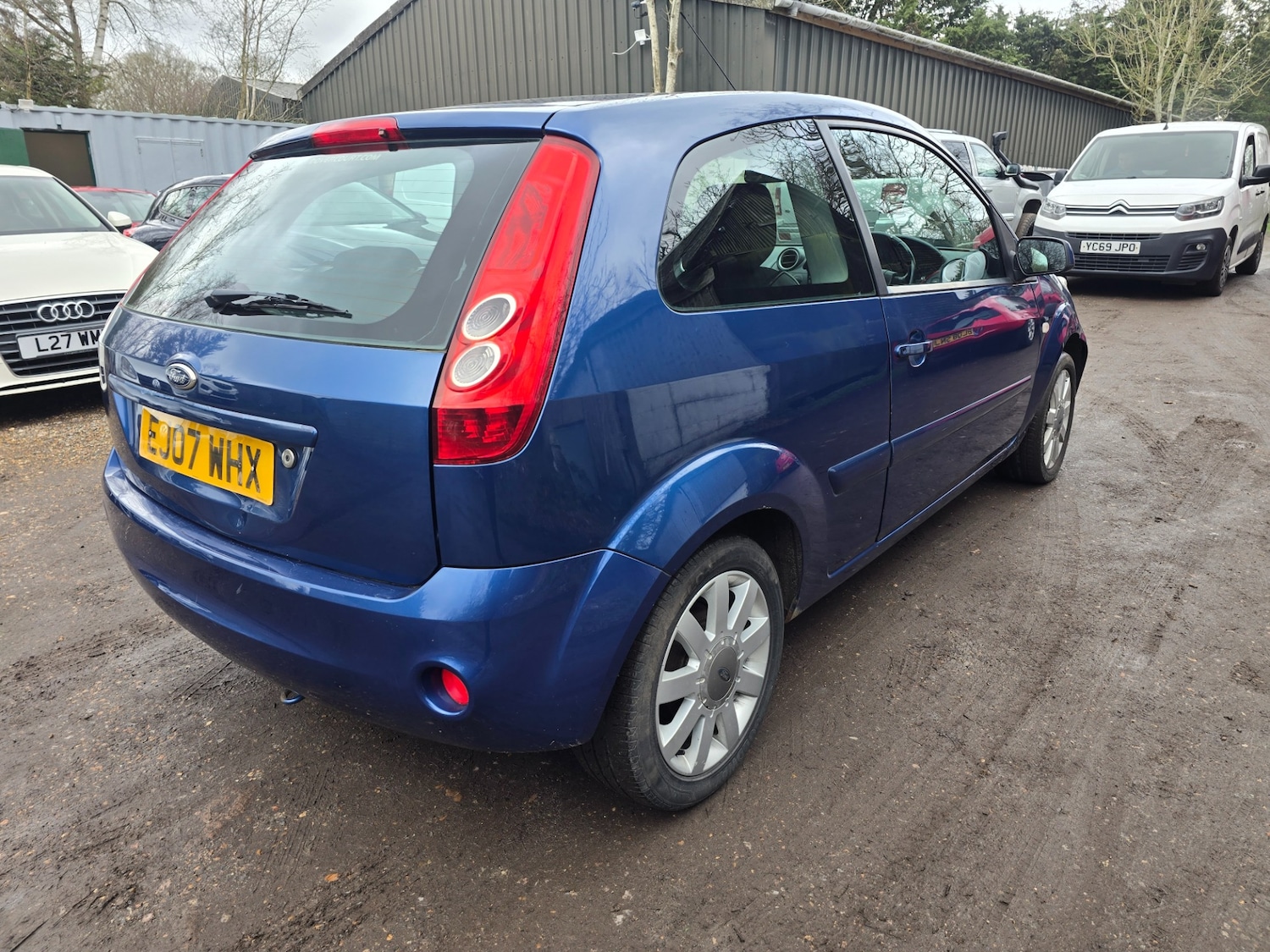 Used Ford Fiesta 2007 for sale - 77685911: Photo 2