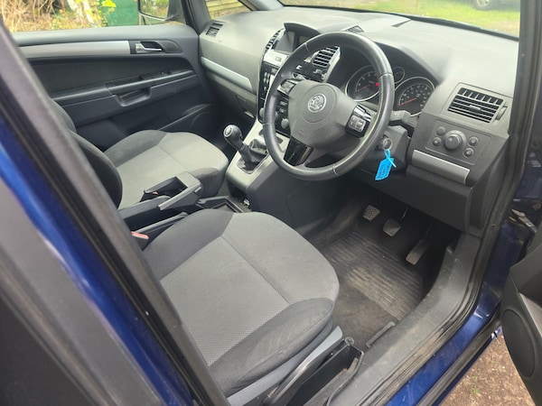 Used Vauxhall Zafira 2011 for sale - 76225171: Photo 6