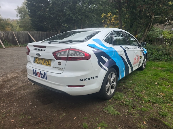 Used Ford Mondeo 2010 for sale - 76257736: Photo 2