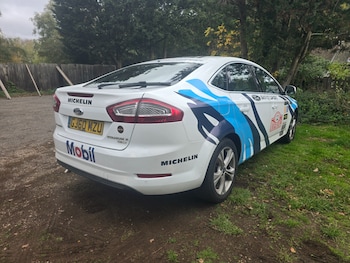 Used Ford Mondeo 2010 for sale - 76257736: Photo 2