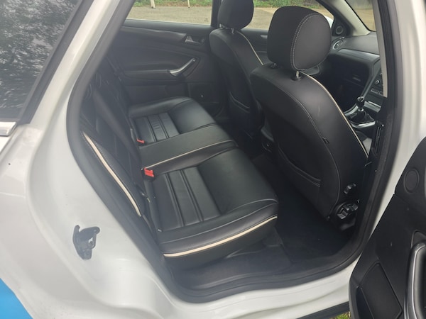 Used Ford Mondeo 2010 for sale - 76257736: Photo 8