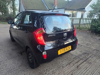 Used Kia Picanto 2015 for sale - 76910848: Photo