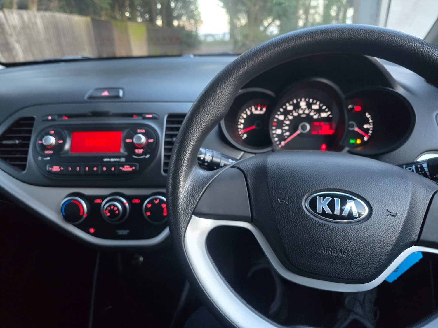 Used Kia Picanto 2015 for sale - 76910848: Photo 8