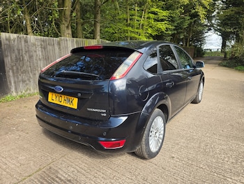 Used Ford Focus 2010 for sale - 78018106: Photo