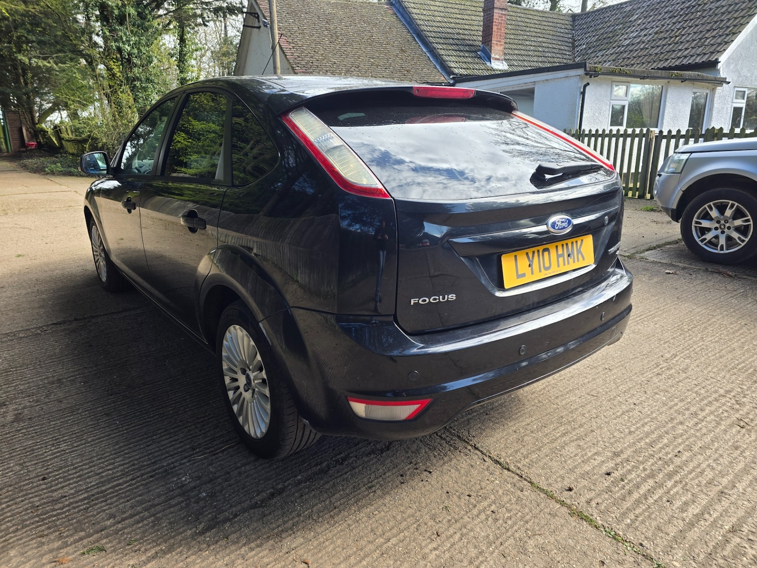 Used Ford Focus 2010 for sale - 78018106: Photo 4