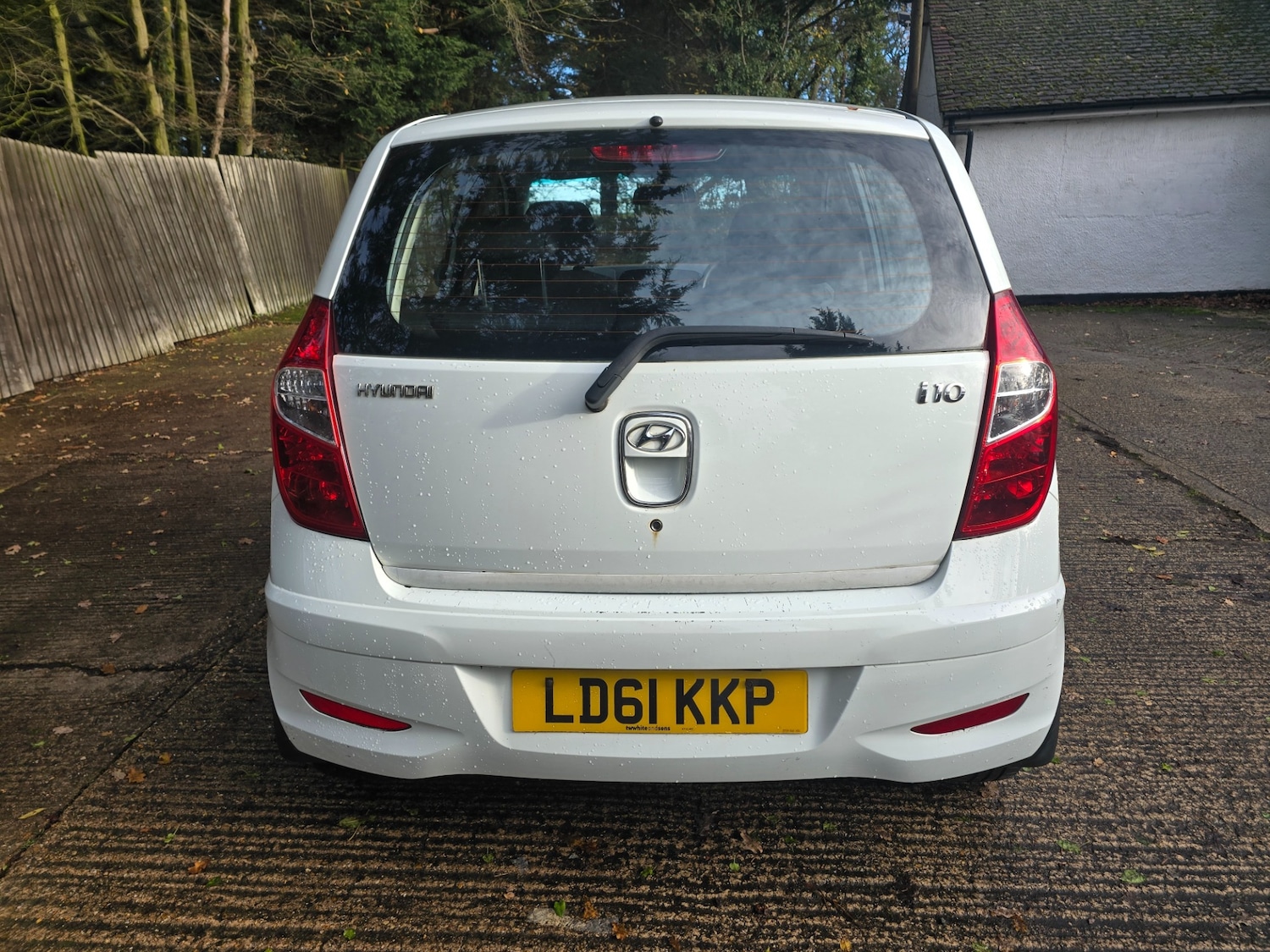 Used Hyundai i10 2011 for sale - 76831291: Photo 3