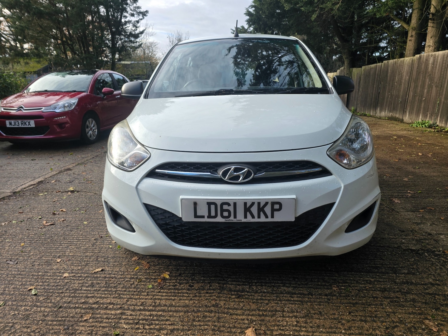 Used Hyundai i10 2011 for sale - 76831291: Photo 6