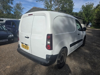 Used Peugeot Partner 2018 for sale - 76058252: Photo 2