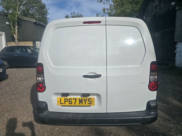 Used Peugeot Partner 2018 for sale - 76058252: Photo 3