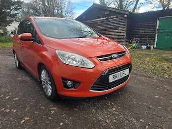 2011 (11) - 1.6 Titanium 5dr