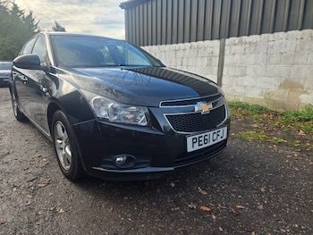 Chevrolet - Cruze