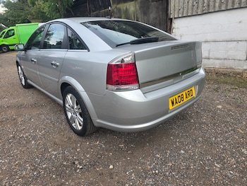 Used Vauxhall Vectra 2008 for sale - 75446597: Photo