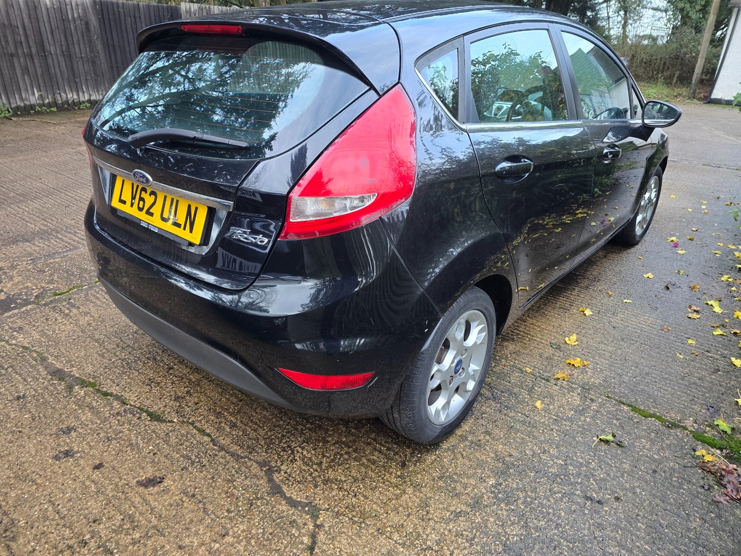 Used Ford Fiesta 2012 for sale - 77384979: Photo 2