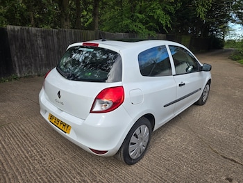 Used Renault Clio 2009 for sale - 78242648: Photo