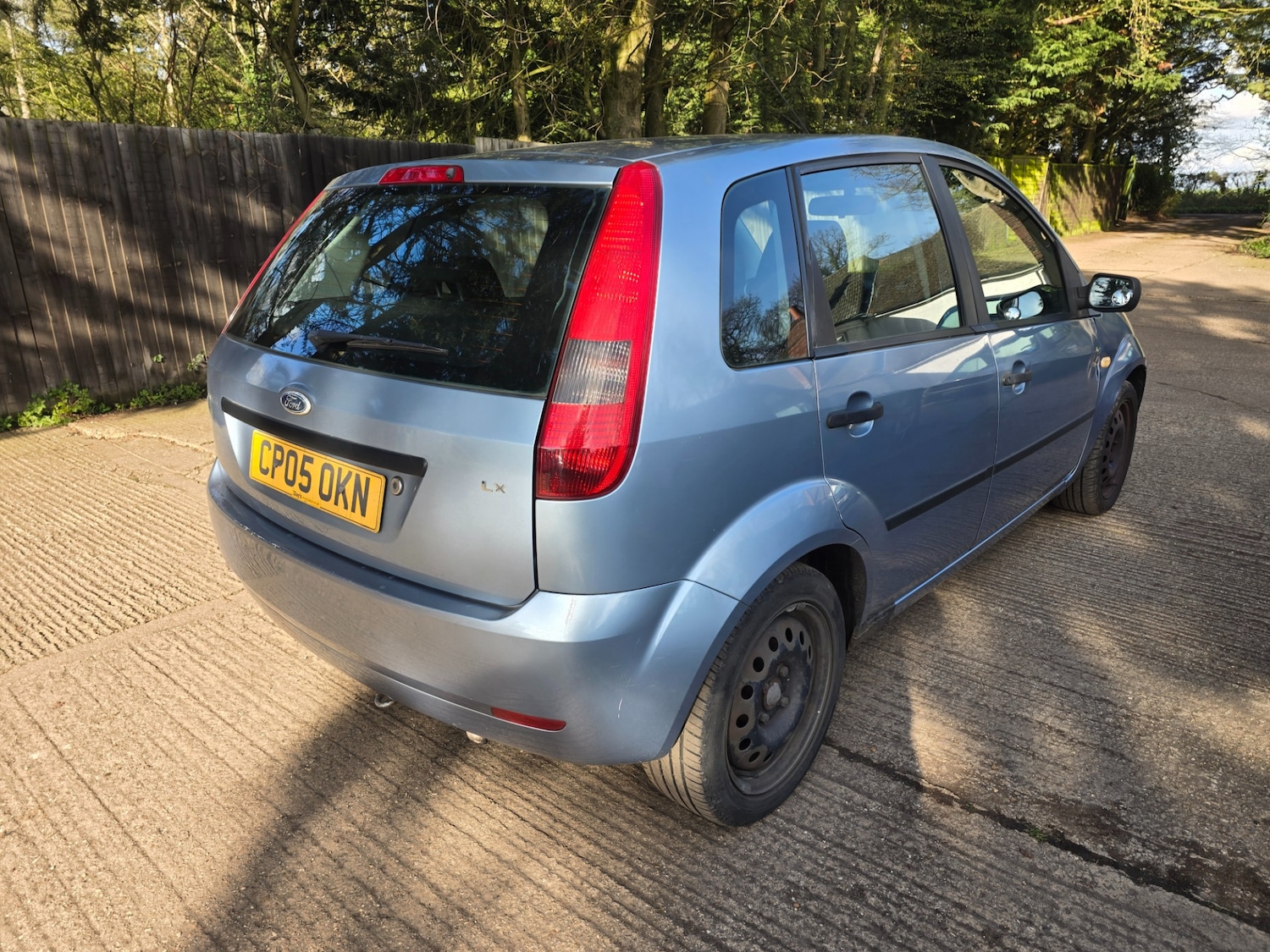 Used Ford Fiesta 2005 for sale - 77819326: Photo 2