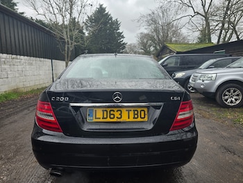 Used Mercedes-Benz C Class 2013 for sale - 77628873: Photo