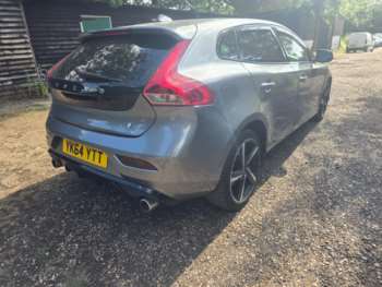 Used Volvo V40 2014 for sale - 75046567: Photo