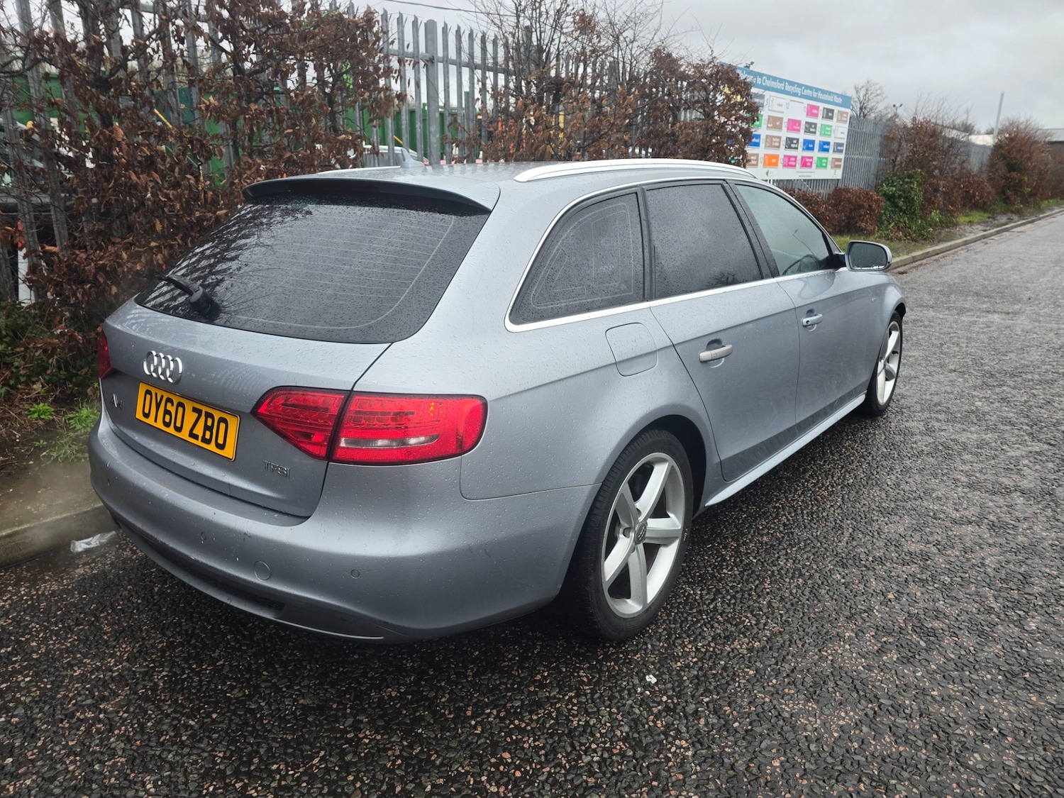 Used Audi A4 2010 for sale - 77303822: Photo 2