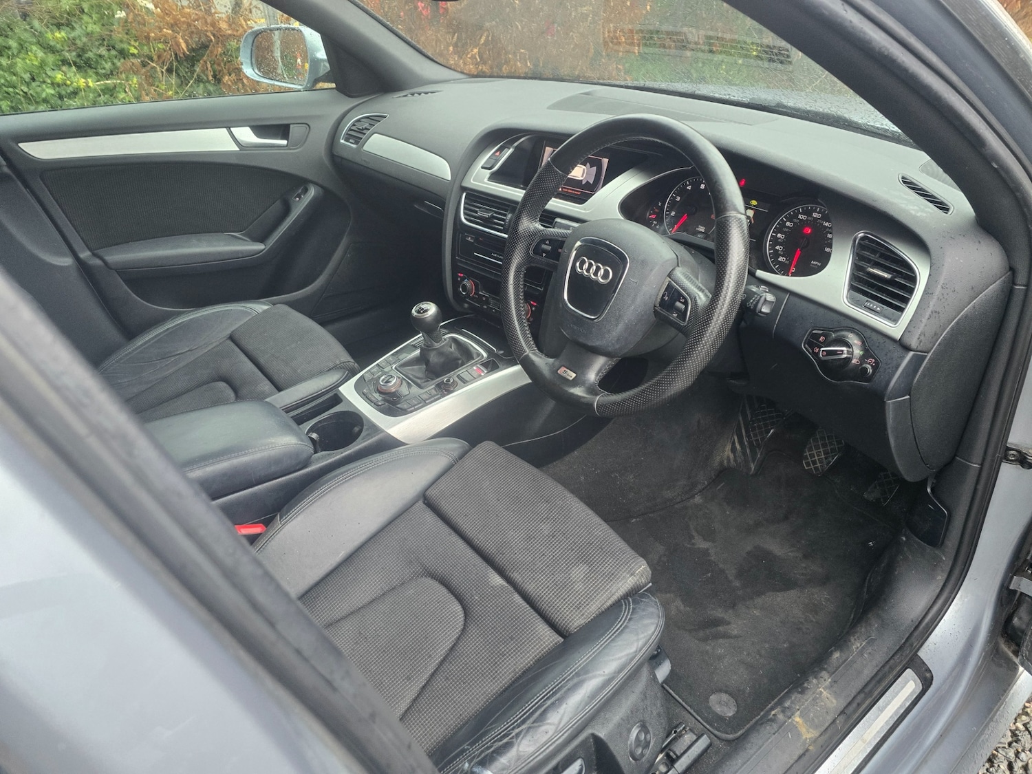 Used Audi A4 2010 for sale - 77303822: Photo 7