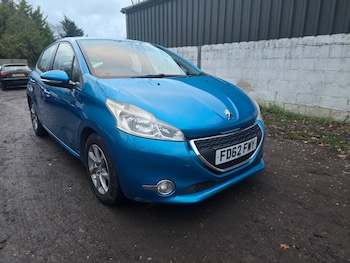 Used Peugeot 208 2013 for sale - 76971591: Photo